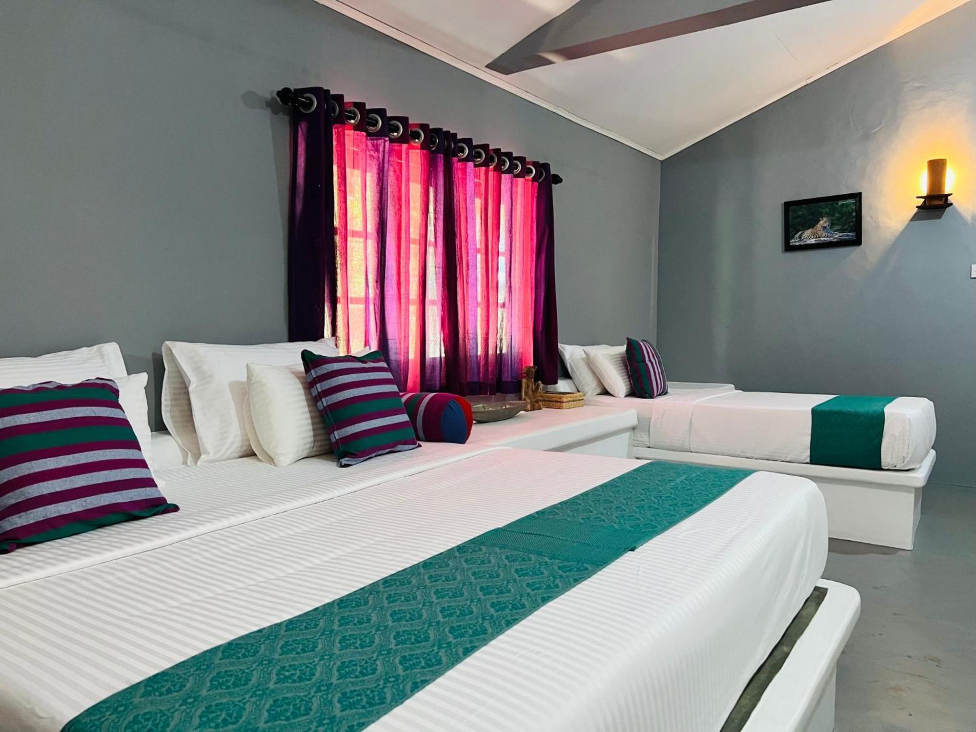 Kingfisher Beach Resort-Yala Kirinda  Luaran gambar