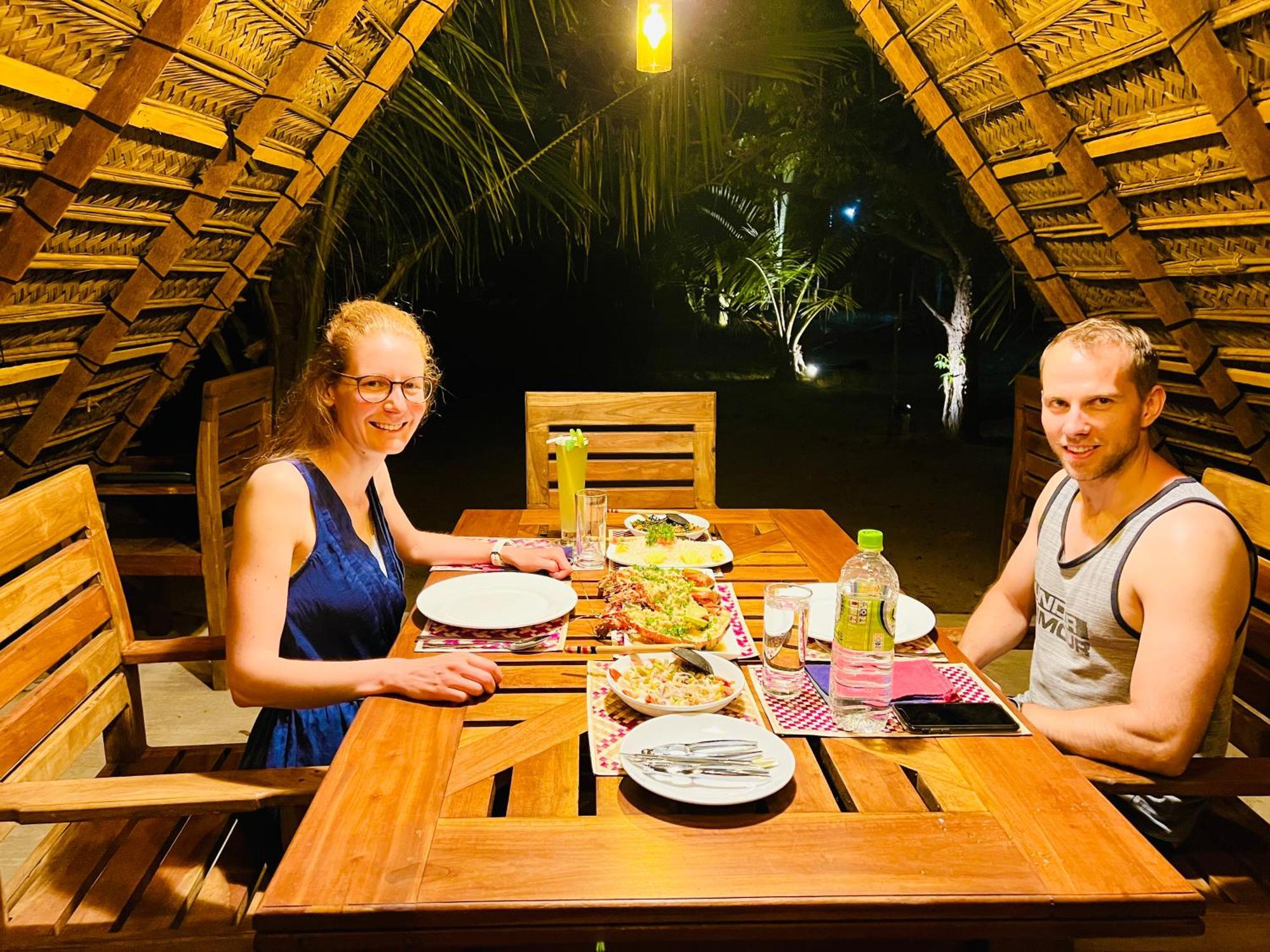 Kingfisher Beach Resort-Yala Kirinda  Luaran gambar