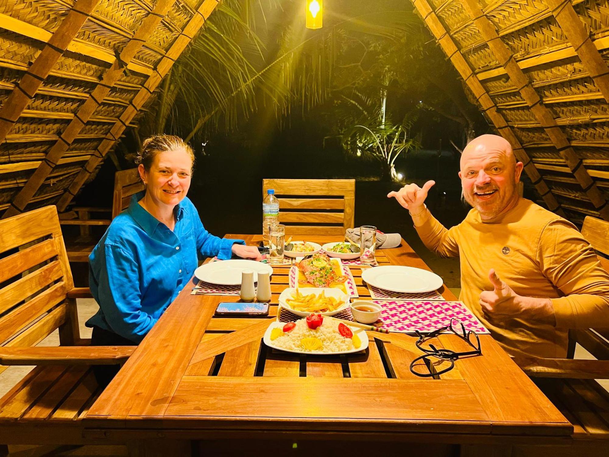 Kingfisher Beach Resort-Yala Kirinda  Luaran gambar